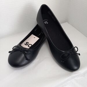 SO Black Bow Round-Toe Girls Flats Sandals Memory Foam Size 2 NWT